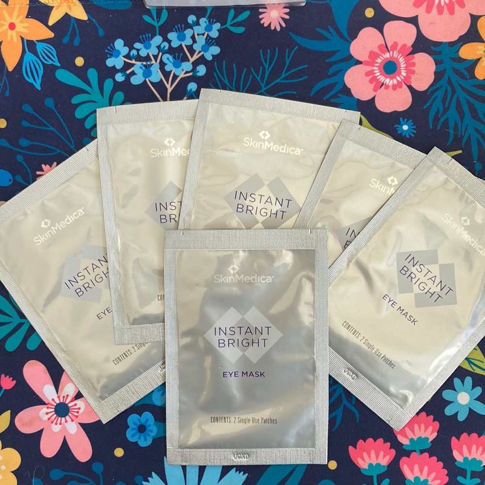 SkinMedica Instant Bright Eye Mask